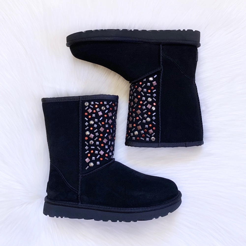 UGG Classic Short Stud II Black Boots - Picture 2 of 9